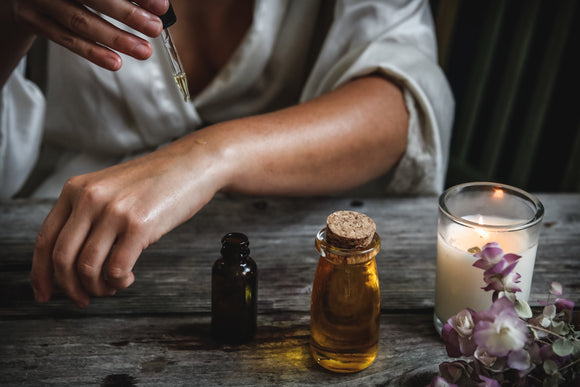 Utilizing Essential Oils to Relieve Pain in the Heel